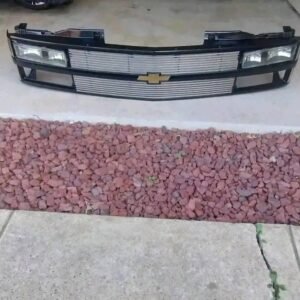 88-98 Chevy C1500 Black Grille with billet insert, used extra parts in good condition with used headlights