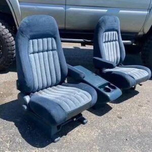 88-94 Chevy Silverado blue bucket seats and center console 