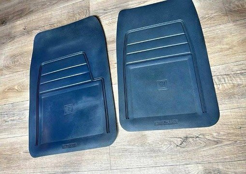 88-98 Obs Chevy/GMC blue floor mats 
